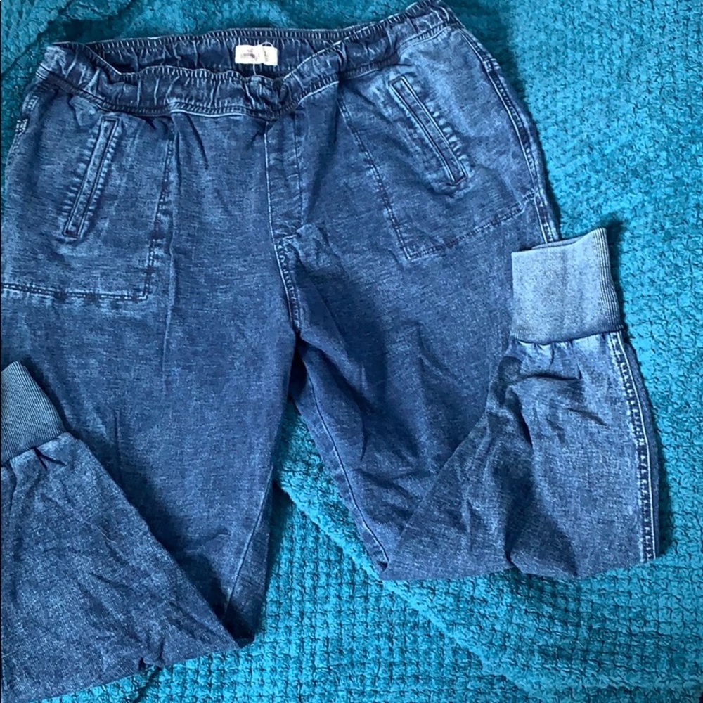 Hollister stretch denim jogger XL